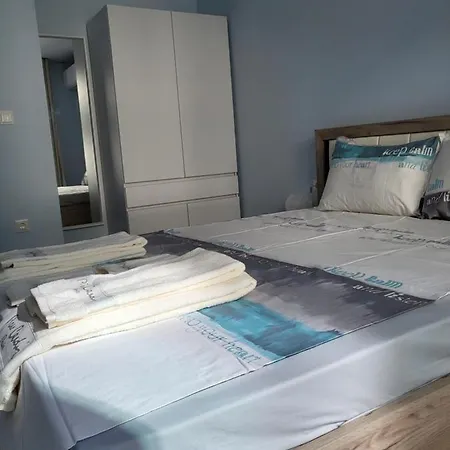 Apartment La Shara - за гости Sofia