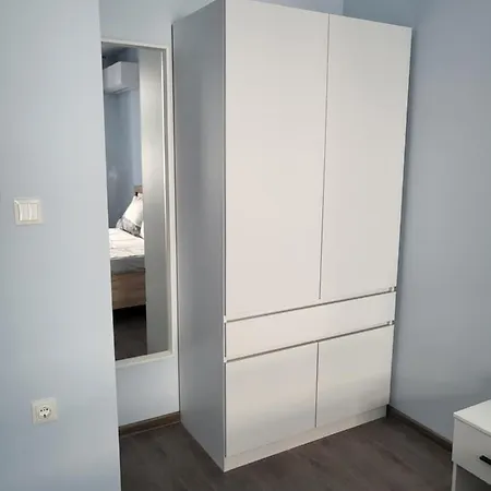 Apartment La Shara - за гости